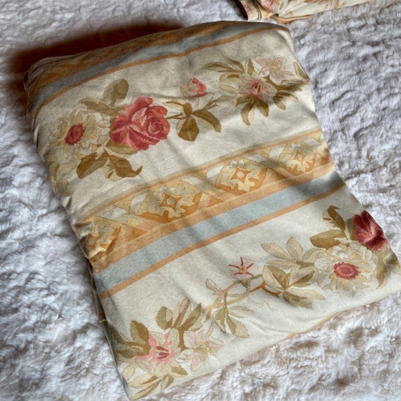 Aubusson Lambert Stripe King Sheet Set - Picture 2 of 4